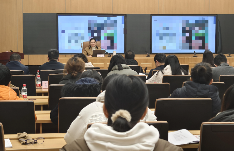 重慶醫(yī)科大學(xué)附屬大足醫(yī)院：守護(hù)花朵，共筑明天