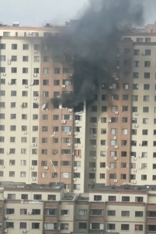 遼寧鳳城一小區發生燃氣爆炸 樓下商戶稱玻璃被震碎